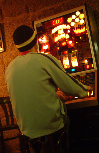 Am Spielautomat